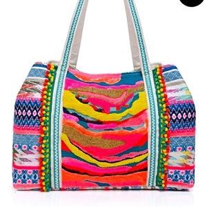 america and beyond tote